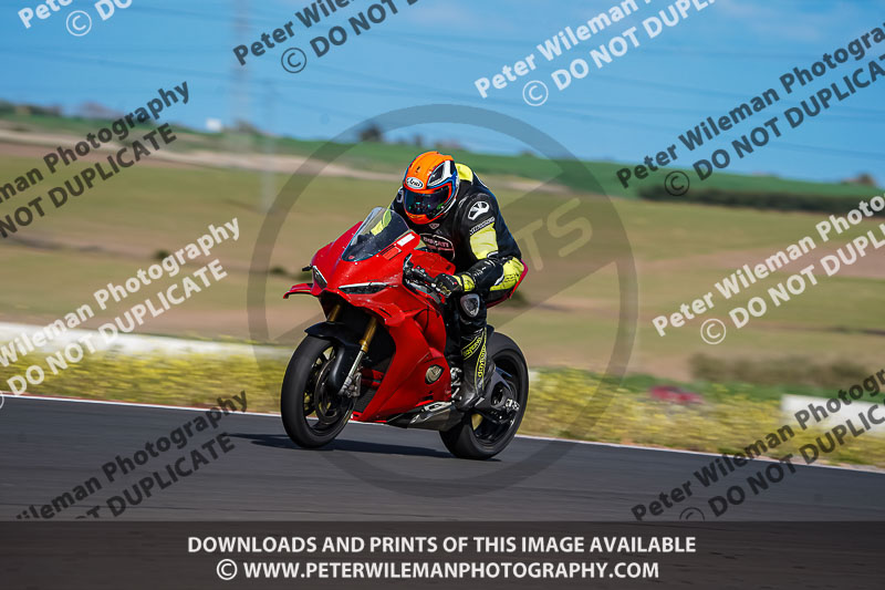 cadwell no limits trackday;cadwell park;cadwell park photographs;cadwell trackday photographs;enduro digital images;event digital images;eventdigitalimages;no limits trackdays;peter wileman photography;racing digital images;snetterton;snetterton no limits trackday;snetterton photographs;snetterton trackday photographs;trackday digital images;trackday photos